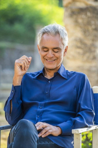 Andrea Bocelli: Ο πιο αγαπητός τενόρος του κόσμου στο Sani Festival 