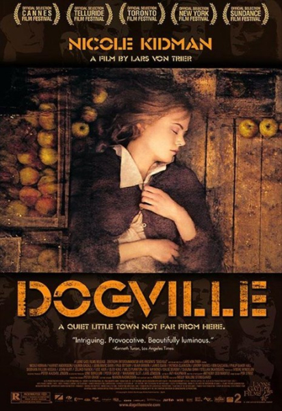 «Dogville»: Το αριστούργημα του Λαρς Φον Τρίερ στο θεατρικό σανίδι